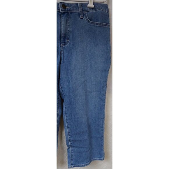 Riders By Lee Womens 12M Mid Rise Stretch Light Wash Capri Denim Shorts 32x21 - Picture 3 of 11